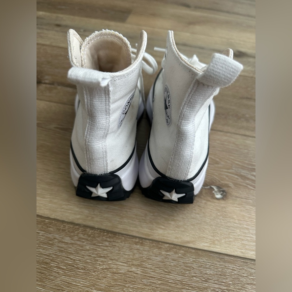 Converse - Picture 7 of 9